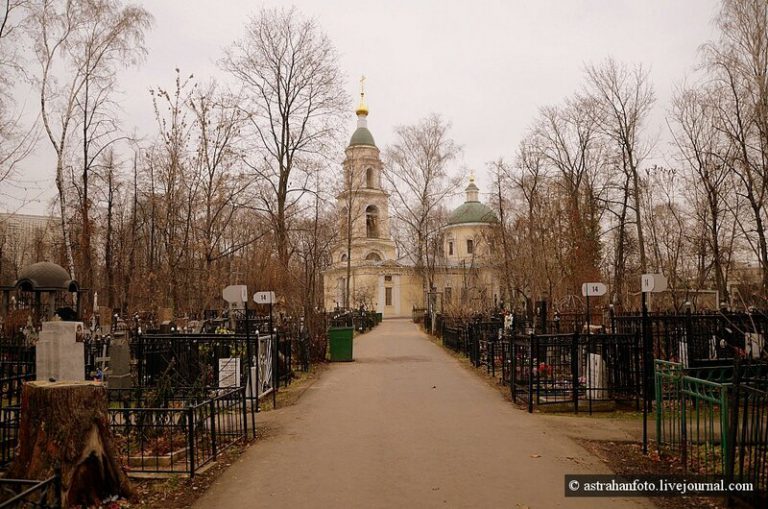 Москва ваганьковское кладбище фото